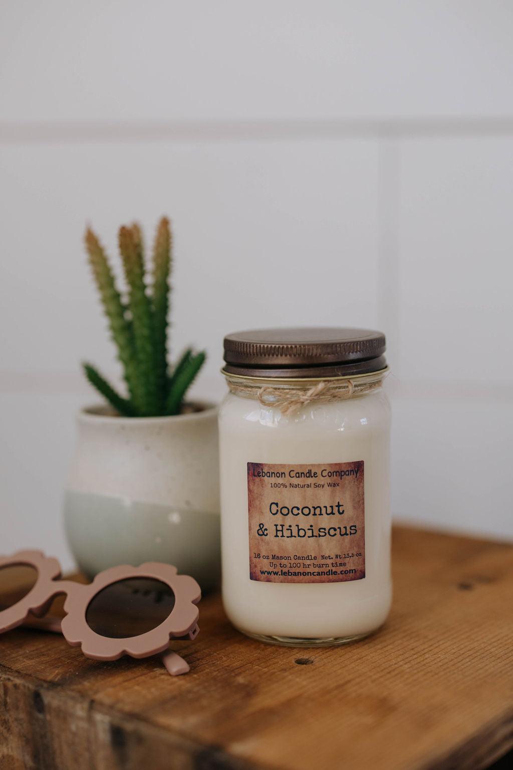 Coconut & Hibiscus Candle
